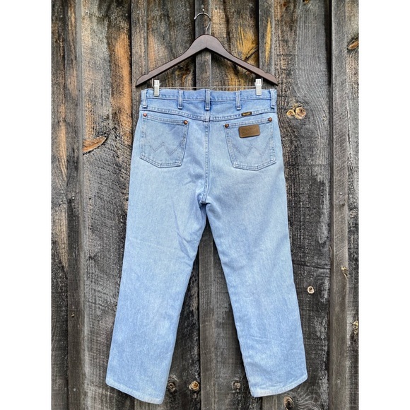 Wrangler Denim - VINTAGE WRANGLER light wash straight high rise leg denim jeans size 33